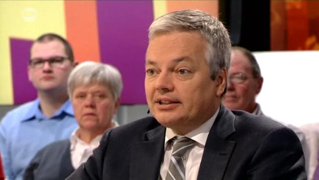 Voir la vidéo 'De zevende Dag, 11/12/11, VRT' (dans une nouvelle fenêtre)