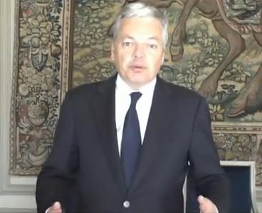 Voir la vidéo 'Didier Reynders apporte son soutien à Marie-Anne Montchamp' (dans une nouvelle fenêtre)