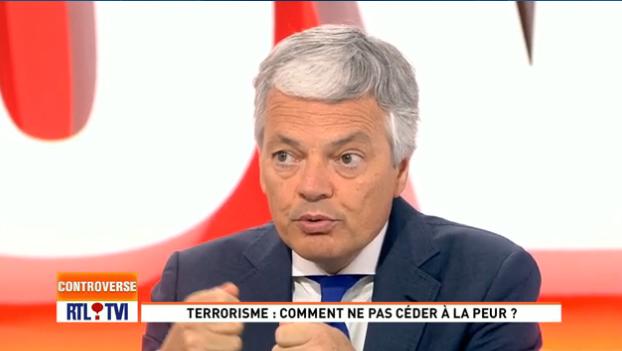 Voir la vidéo 'Controverse sur les attentats terroristes du 28/6/15' (dans une nouvelle fenêtre)
