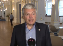 Voir la vidéo 'Interview sur les enjeux européens au CAG de Bratislava les 24 & 25/7' (dans une nouvelle fenêtre)